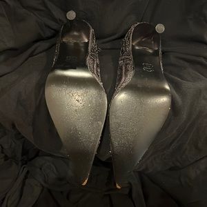 Black/Silver Accent Pump Formal Wear